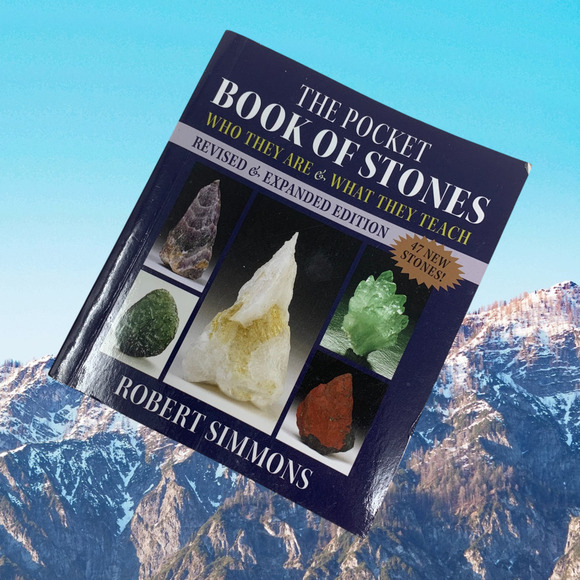 The Pocket Book Of Stones: Who They Are And What They Teach Robert Simmons SC - Picture 1 of 4